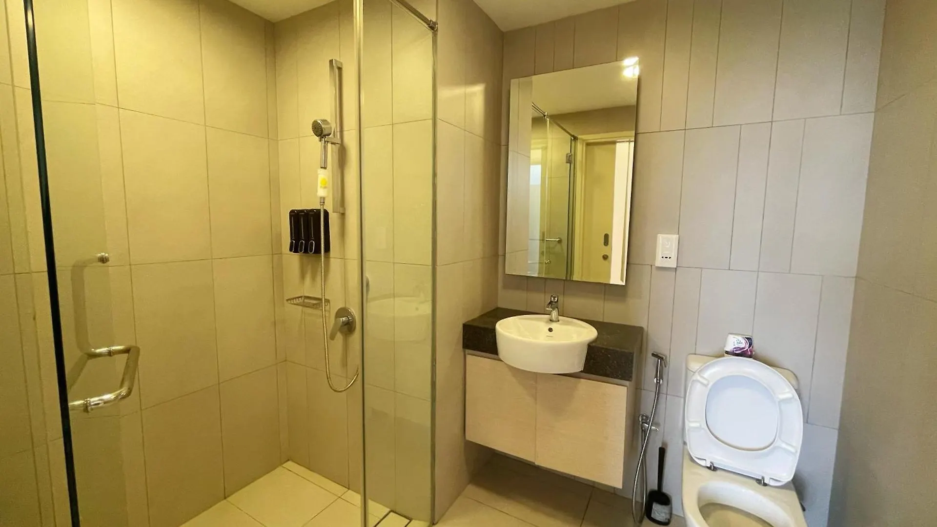 Legoland-3Min Walk-Afiniti Medini 2Br With Bathtub -9Pax-Mini Playground Apartment Johor Bahru Malaysia