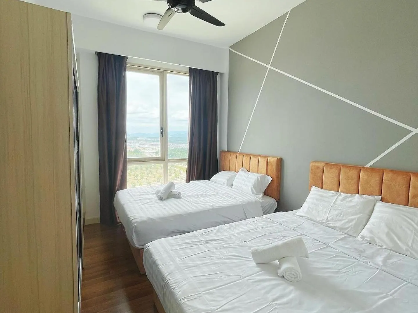 Legoland-3Min Walk-Afiniti Medini 2Br With Bathtub -9Pax-Mini Playground Apartment Johor Bahru