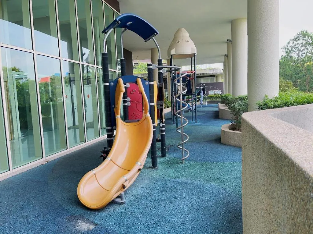 Legoland-3Min Walk-Afiniti Medini 2Br With Bathtub -9Pax-Mini Playground Apartment Johor Bahru 0*,