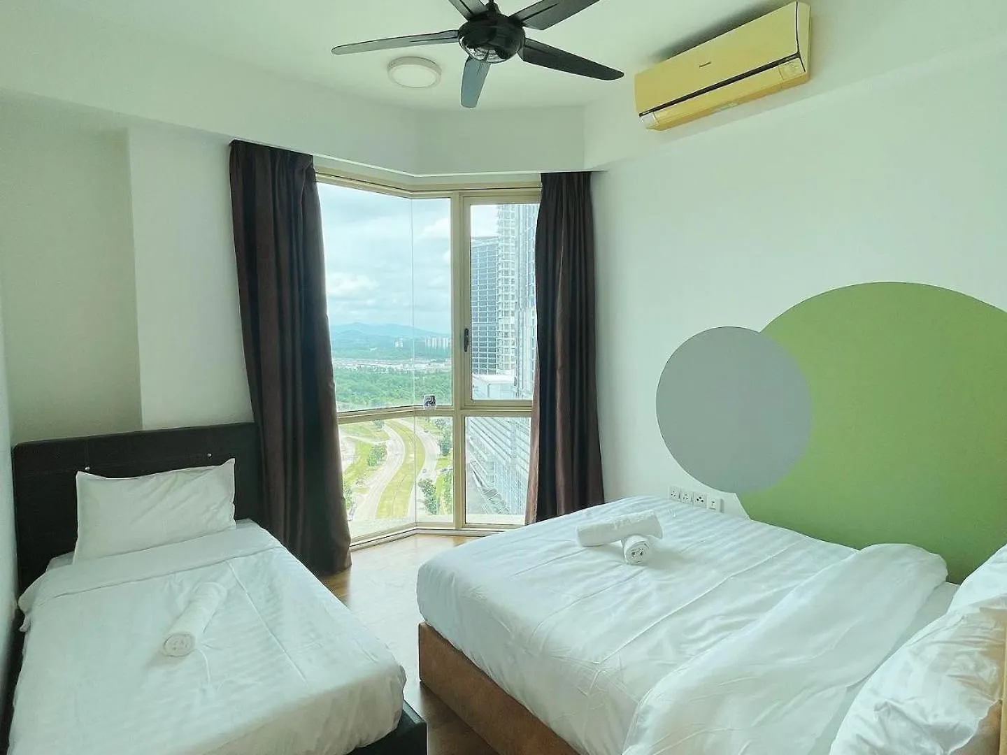 Legoland-3Min Walk-Afiniti Medini 2Br With Bathtub -9Pax-Mini Playground Apartment Johor Bahru 0*,  Malaysia